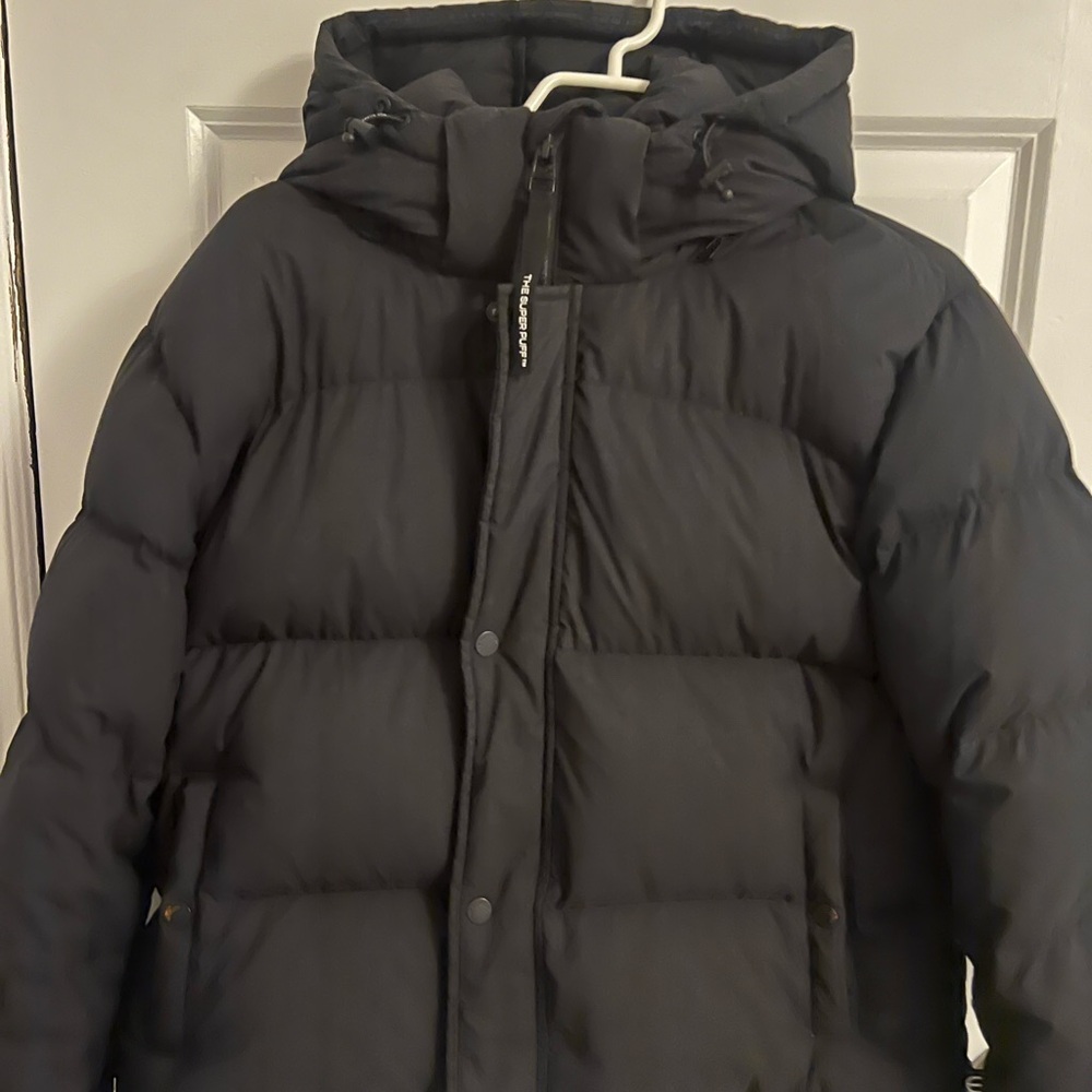 Aritzia Black Puffer Jacket